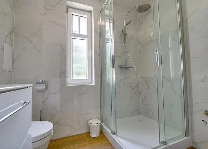 شقة 3b Neu Renoviert 3 Zi Whg 5 Betten 43,36m