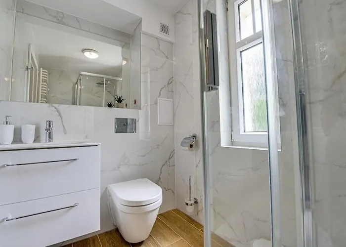 3b Neu Renoviert 3 Zi Whg 5 Betten 43,36m شفيدت