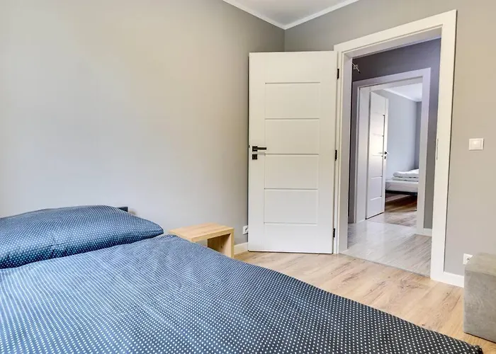 شقة 3b Neu Renoviert 3 Zi Whg 5 Betten 43,36m شفيدت